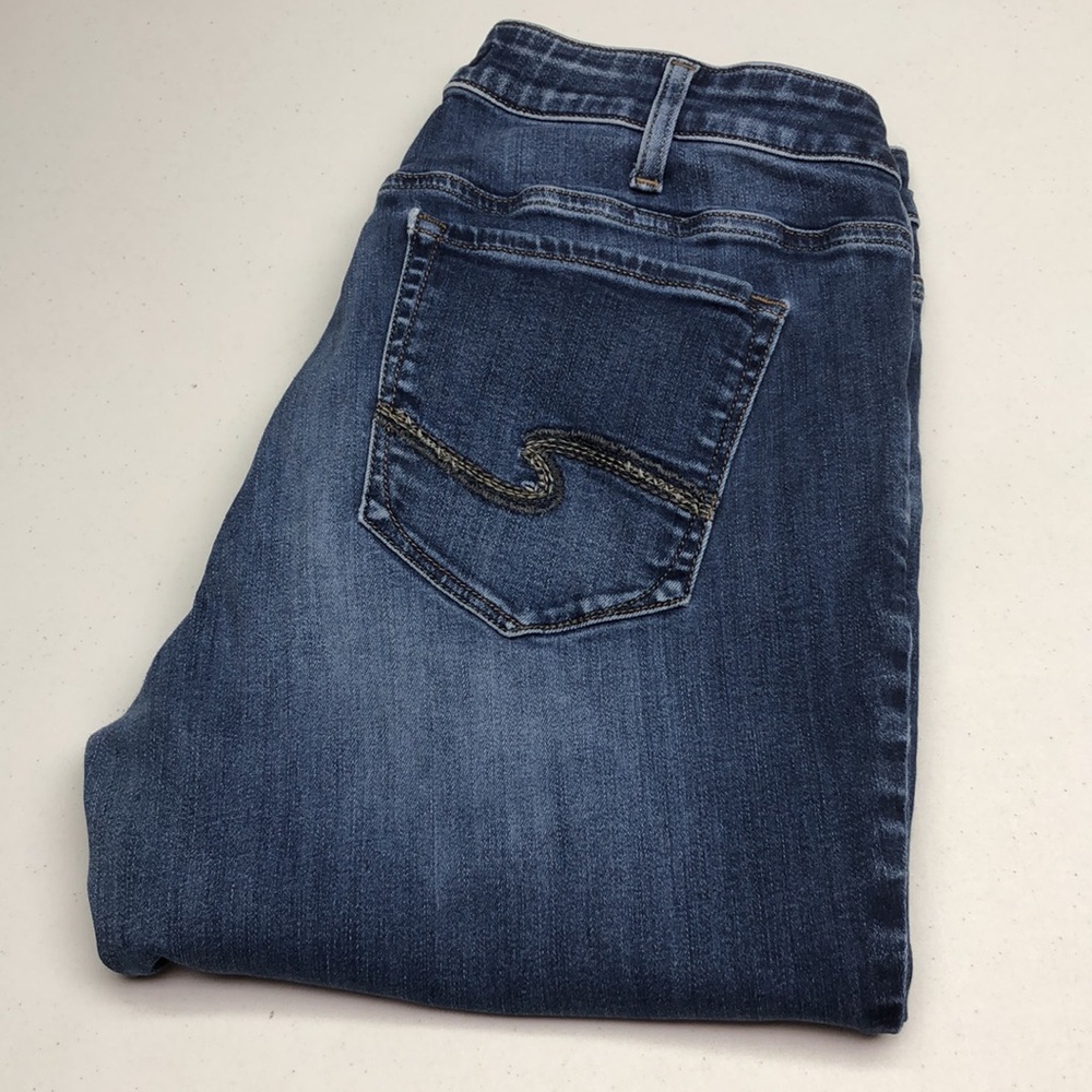 SILVER SUKI SLIM BOOT JEANS SZ14/32x29 ⭐️